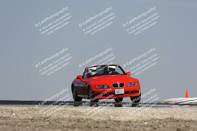 media/May-25-2025-Lotus Club Golden Gate (Sun) [[681474f0a2]]/Novice Group/Turn 2/